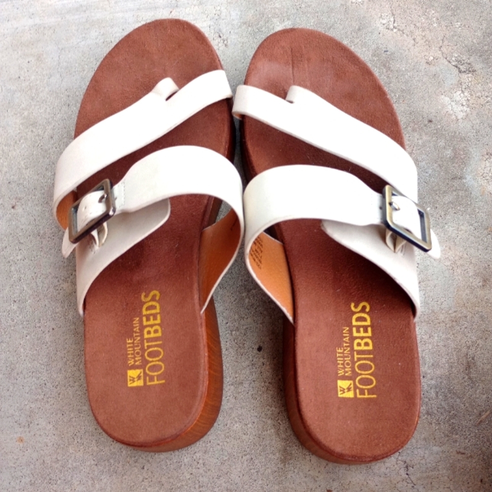 White mountain footbeds sandals